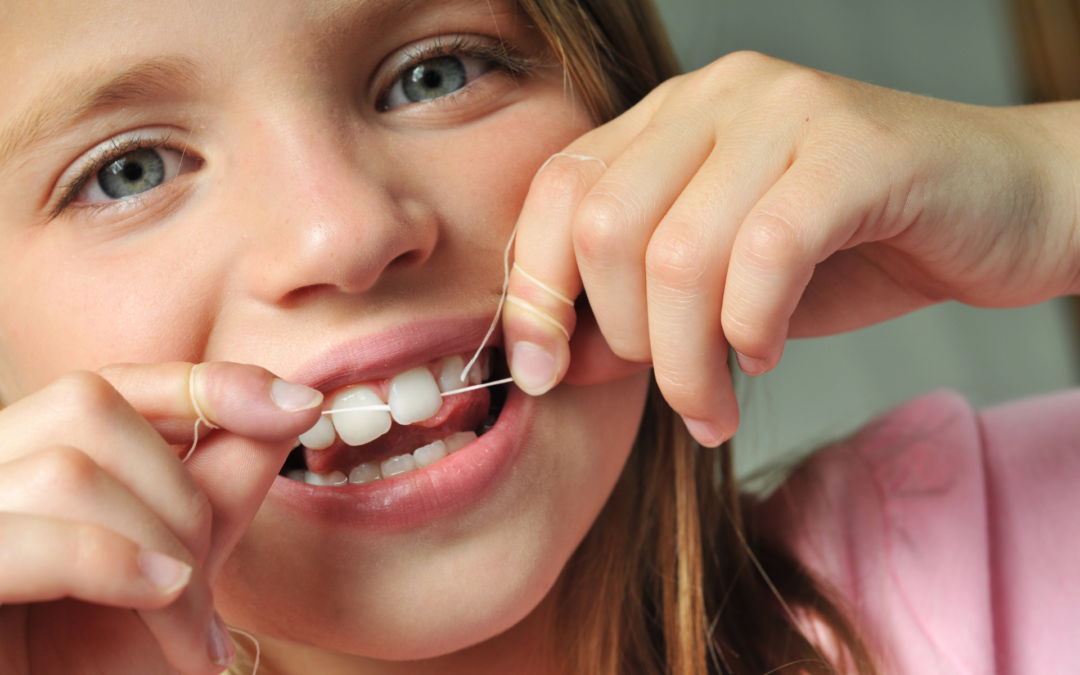 What is the Best Flossing Method for Kids and Teens?